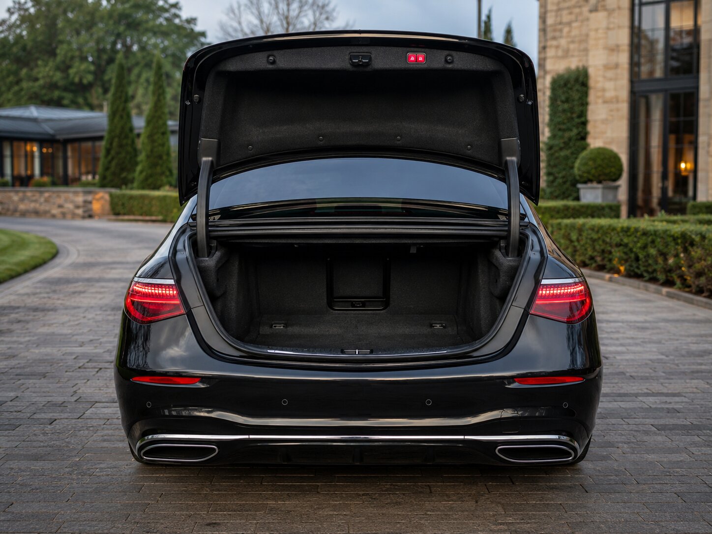 Mercedes E Class Storage