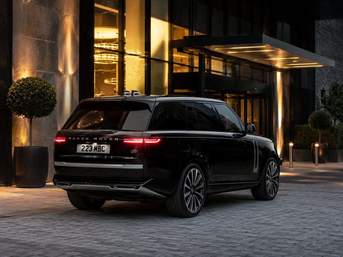Range Rover Back View
